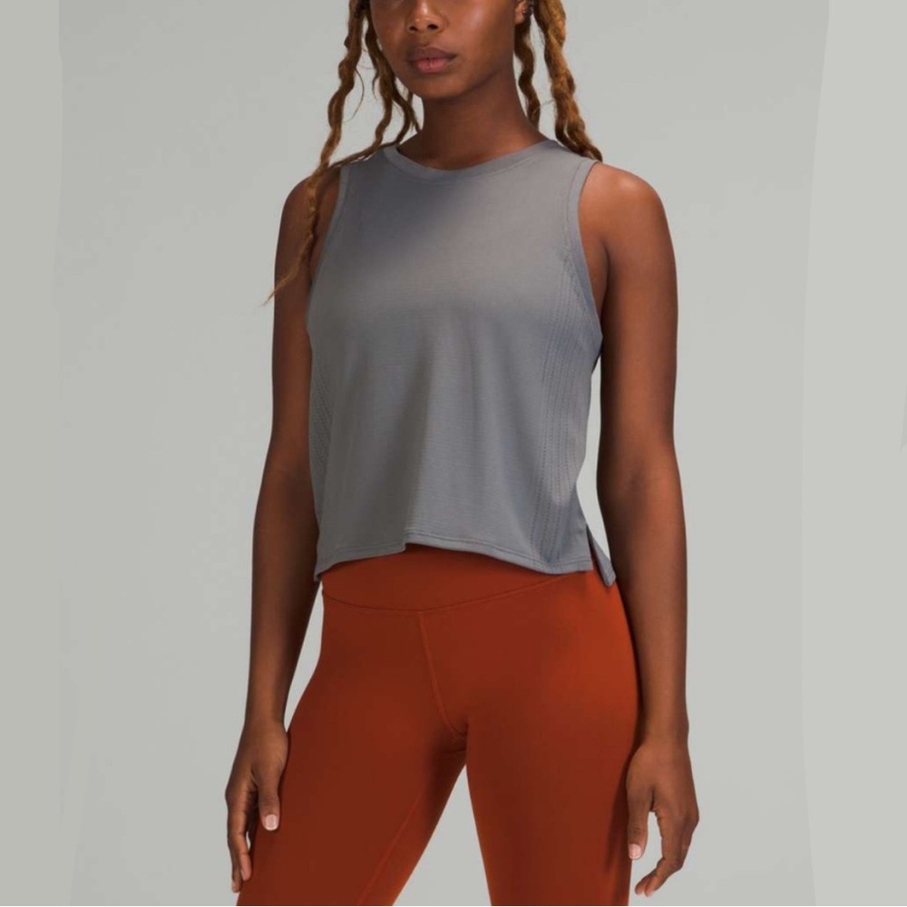 Lululemon Train to Be Tank